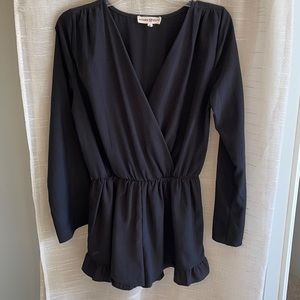 Altar’d State Long-sleeved Black romper